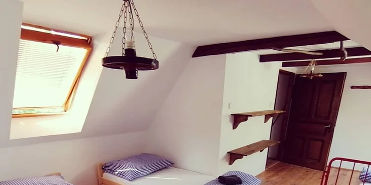 Pronájem vybavené chaloupky v Jizerských horách až pro 15 osob