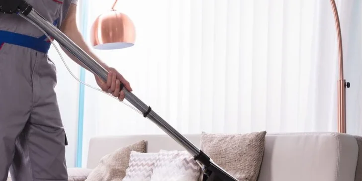 Profesionální úklid domácnosti včetně mytí oken a čištění sedací soupravy
