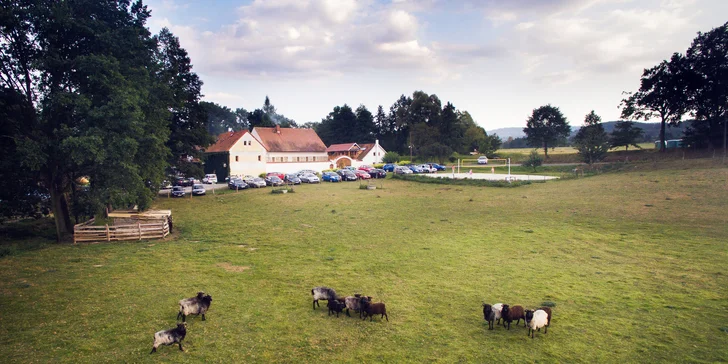  Penzion leží uprostřed krásné krajiny nedaleko Sedlčan