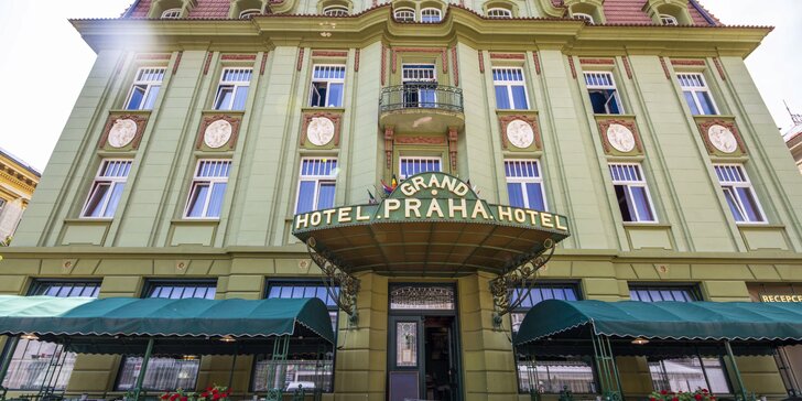 Prvorepublikový 4* hotel v Jičíně: 1–2 noci s jídlem, wellness i masáží