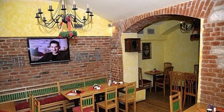 Oslava Silvestra s tombolou a večeří v Gurmania Restaurant, Smíchov