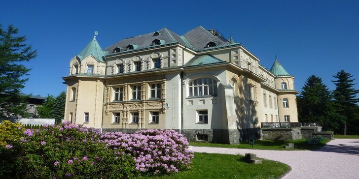 Pobyt prahu Krkonoš: Prosté bydlení u Kramářova zámku s polopenzí