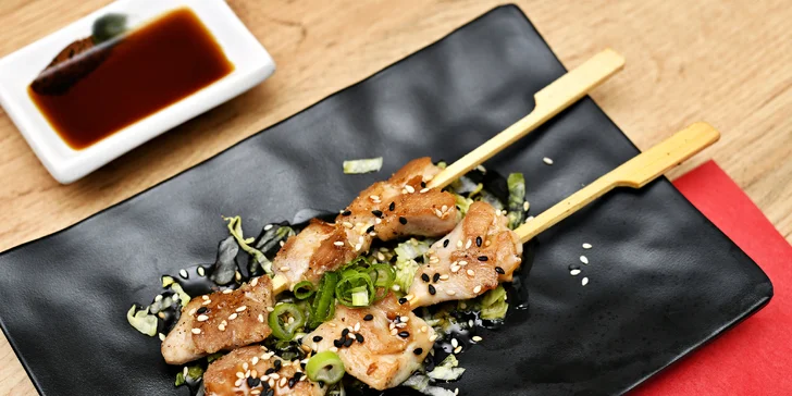 Asijská hostina: sushi and grill all you can eat pro dospělé i děti