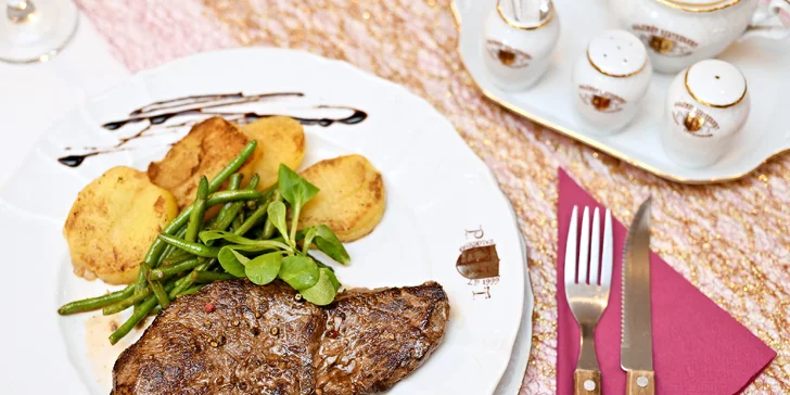 Uruguayský rump steak se salátem nebo pečenými brambory pro 1 i 2 osoby