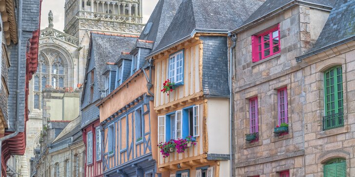 Návštěva malebné země legend: zájezd do Bretaně s ubytováním na 2 noci a snídaněmi