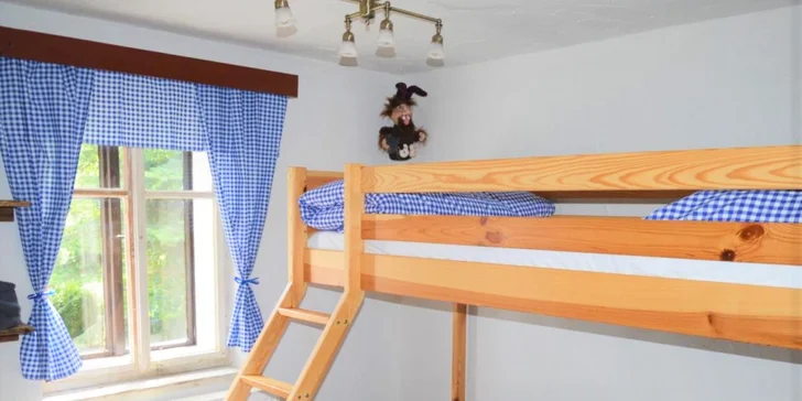 Pronájem vybavené chaloupky v Jizerských horách až pro 15 osob