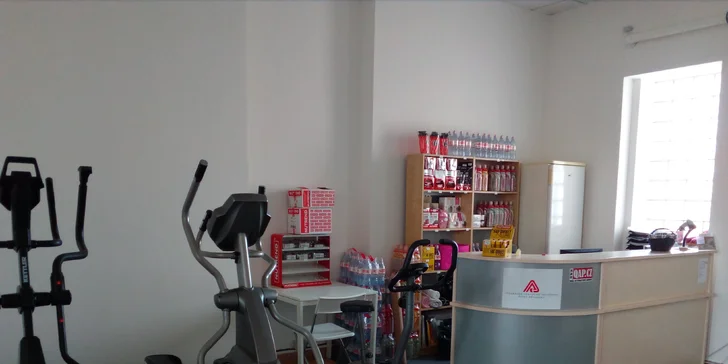 Měsíční permanentka do dámského fitness centra