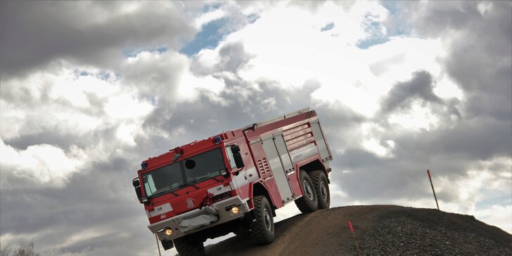 Parádní akce plná adrenalinu: 15–60 minut jízdy v požárním speciálu Tatra T815-7 6x6.1