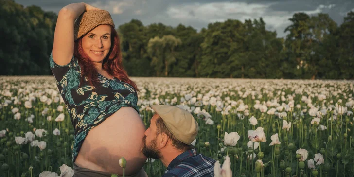 Darujte focení: Portréty, rodinné i těhotenské focení v exteriéru, 10 ks upravených fotografií