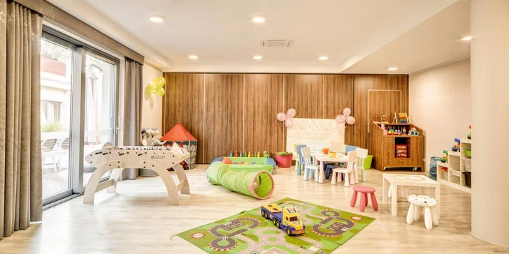 Baltské moře v Polsku: moderní apartmány s polopenzí a až 2 děti s pobytem zdarma