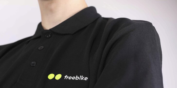 Bezstanicový bikesharing: roční tarif na půjčení 1 nebo 2 elektrokol Freebike a dárek