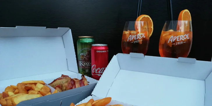 Pohodové posezení: opečená křidélka, hranolky i pivo nebo aperol