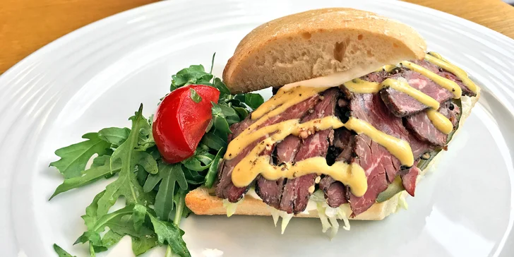 Menu s pivním párováním pro 1 nebo 2 osoby: telecí pastrami, losos a flank steak