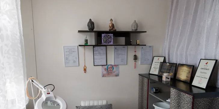 Kosmetické ošetření vč. barvení řas a obočí i liftingová masáž obličeje