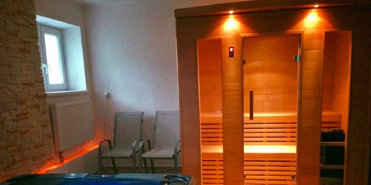 V cene máte vstup pre 2 osoby na 1 hodinu (infra sauna, fínska sauna a jacuzzi).