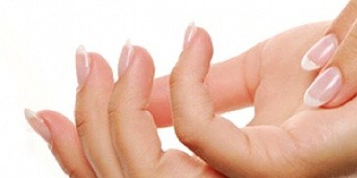 Dopřejte svým nehtům péči - japonská manikůra P-Shine