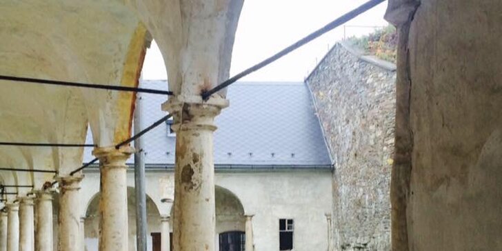Romantika na zámku Kolštejn v Jeseníkách: snídaně i komentovaná prohlídka