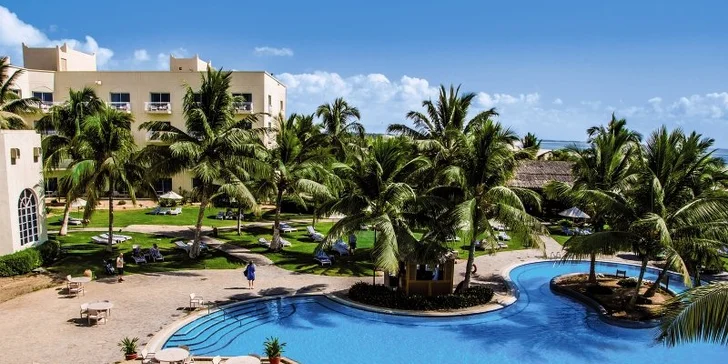 Luxusní pobyt v 5* resortu v Ománu: 5–11 nocí s all inclusive, bazén, fitness, přímo u pláže