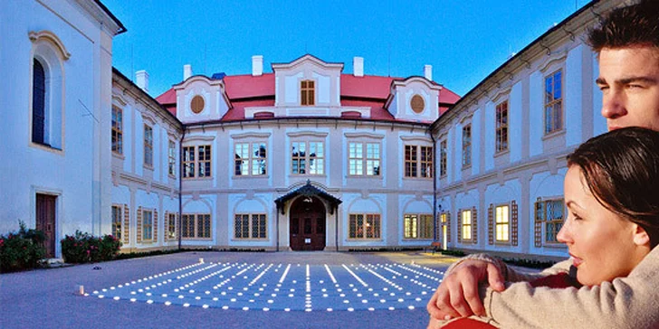 1889 Kč za romantický zimní pobyt pro DVA v zámeckém hotelu. Staročeská hostina, bazén, večerní prohlídka zámku Loučeň i labyrinty se slevou 50 %.