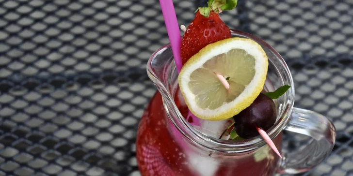 Chladivé letní osvěžení: zmrzlinový kornout, ledové cappuccino i domácí limonáda