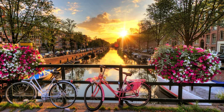 Amsterdam, degustace sýrů na tradiční farmě a přístavní město Volendam