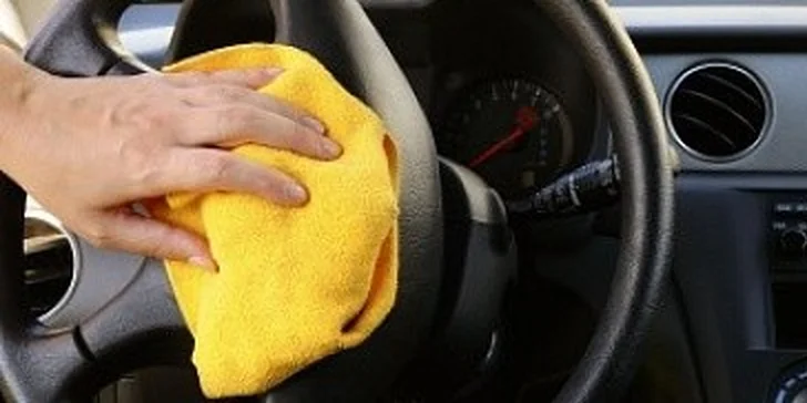 Vyčištění interiéru Vašeho automobilu