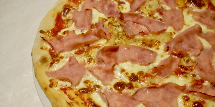 Jako hlavní chod si můžete vybrat těstoviny nebo pizzu.