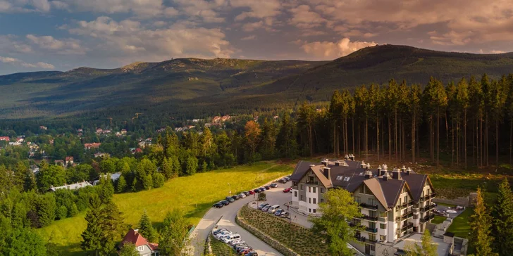 Vydejte se na výlet třeba k vodopádu Kamieńczyka (2 km).