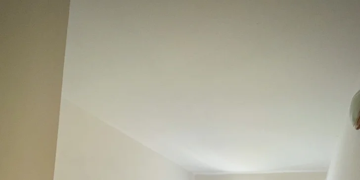Pokud si vyberete ubytování v pokojích, tak vás čeká odpočinek v hlavní budově.