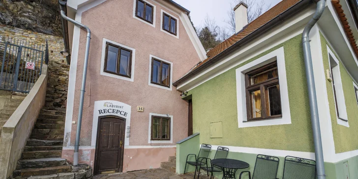 Penzion leží v opravdu koupelném zákoutí.