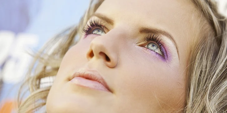 Prodloužení řas metodou řasa na řasu značky Emporio Lashes