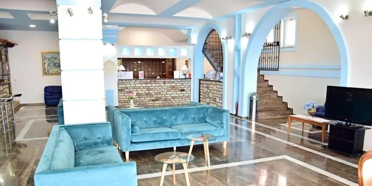 Ubytováni budete v rodinném 4* hotelu Lido Corfu Sun Hotel.