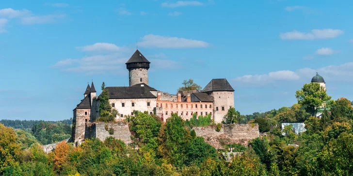 Hotel Paramon leží uprostřed krásné přírody nedaleko turistických cílů.