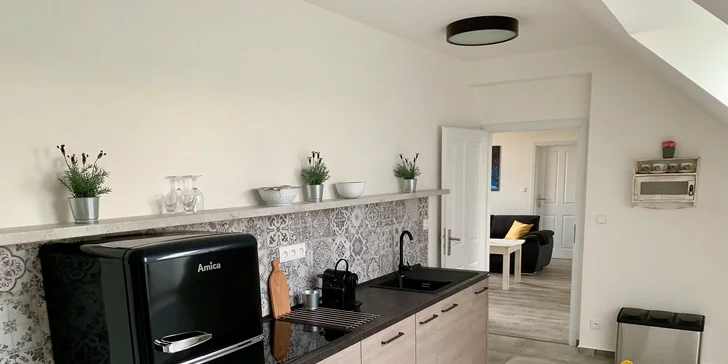 Apartmány vás navíc nadchnou i vybavenou kuchyňkou, některé mají i vlastní terasu či balkon. 
