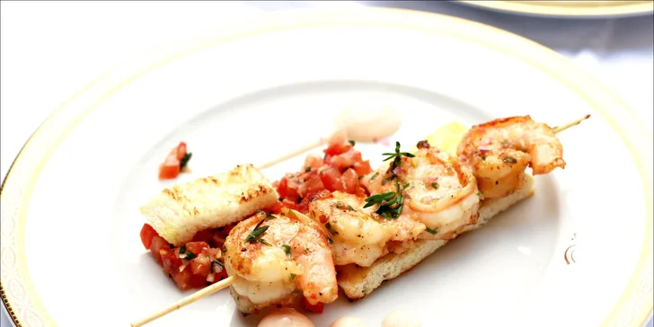 V rámci některých balíčků pro vás platí 10% sleva na další konzumaci v restauraci. 