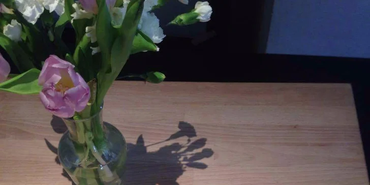 Místo na romantickou studentskou schůzku i chytré místo na úkryt před lezavým jarním větrem nebo deštěm.