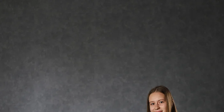 To, co bylo kdysi k pláči, se dnes vrací jako největší trend sociálních sítí pod názvem „awkward photos“.