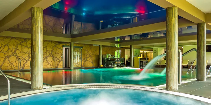 V ceně máte rovněž 2,5hodinový vstup do Mountain Wellness centra v hotelu Horizont Resort (100 metrů od apartmánů). 