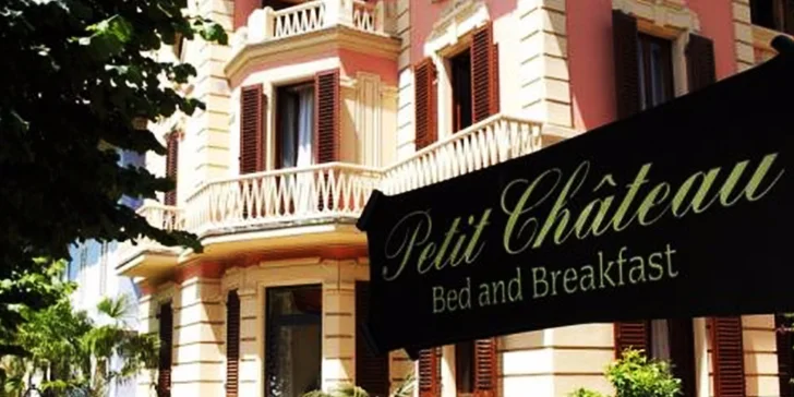 Hotel Petit Chateau B&B*** sa nachádza v blízkosti termálneho parku, neďaleko od centra mesta a nákupnej zóny.