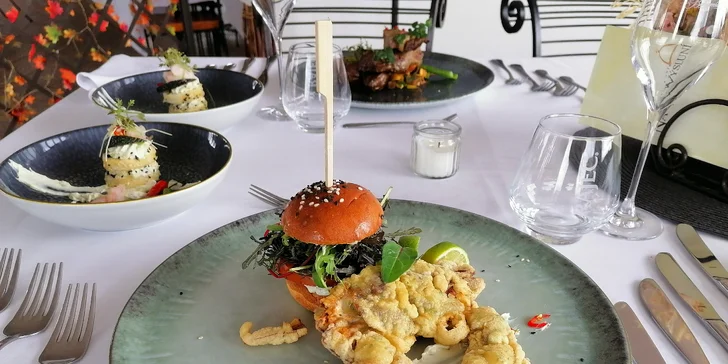Hlavní chody budou dva. Tím prvním je Soft Shell crab aneb krab s měkkým krunýřem, který se nemusí loupat. 