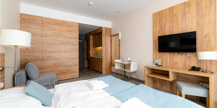 V apartmáne nájdete dve lôžka (v prípade apartmánu pre 3 osoby aj rozkladacie kreslo).