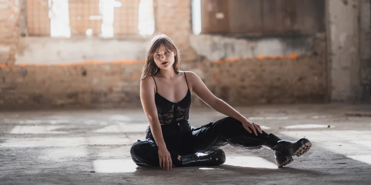 Věnovat se vám bude profesionální fotograf nebo fotografka. 
