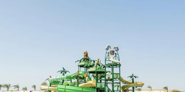 Skutečným lákadlem je aquapark s 28 tobogány pro děti i dospělé. 

