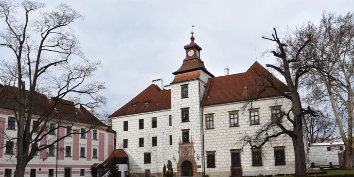 Prozkoumejte město Třeboň s krásným historickým centrem a zámkem.