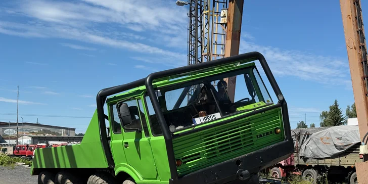 Jedinečný zážitek pro vás přichystali instruktoři vyhlášené automobilové školy Libros. 