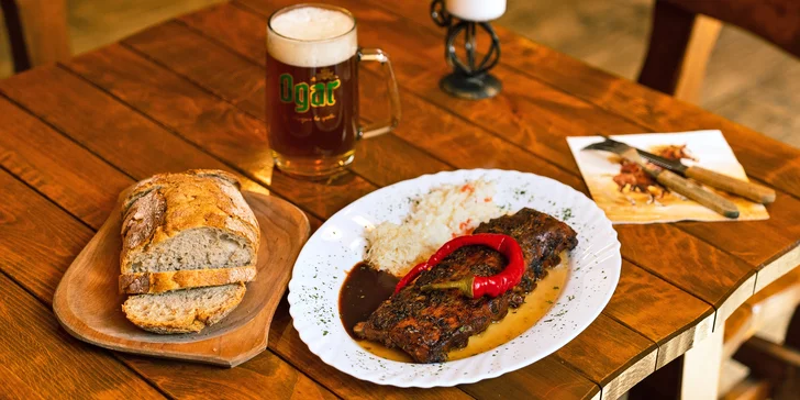 Zvolit můžete také variantu s tříchodovým menu. Vše se podává přímo ve wellness. 