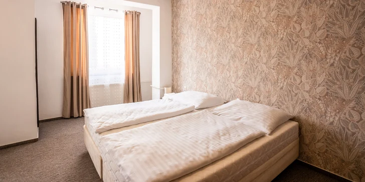 Ubytovaní budete v komfortných izbách či apartmánoch. 