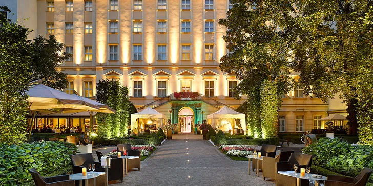 Luxusní hotel v centru Prahy: vyhlášená restaurace i privátní wellness