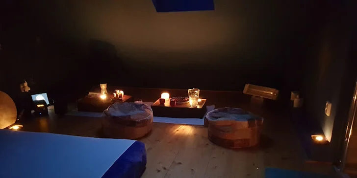 Rezervaci si udělejte telefonicky nebo na e-mailu předem.