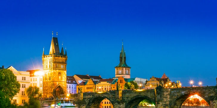 V zimě nebo na jaře - Praha je romantická vždy.